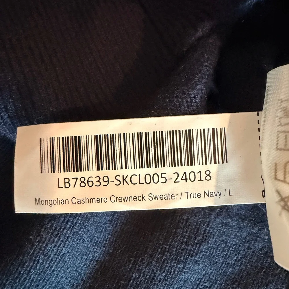 Quince Mongolian Cashmere Crewneck Sweater Breathable Date Travel Navy L NWOT